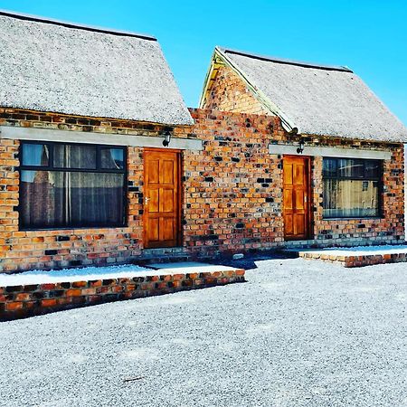 Issa Guesthouse Usakos Zewnętrze zdjęcie
